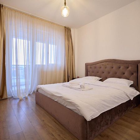 Cozy Collection Apartments At Palas Mall Iasi Extérieur photo
